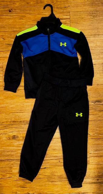 UA 001 Black Track Set