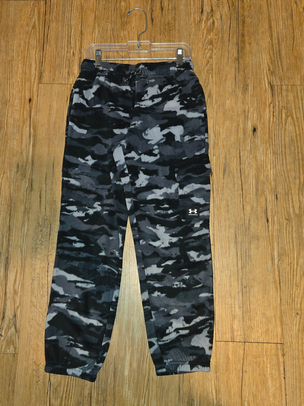 UA 001 Hundo Printed Cargo