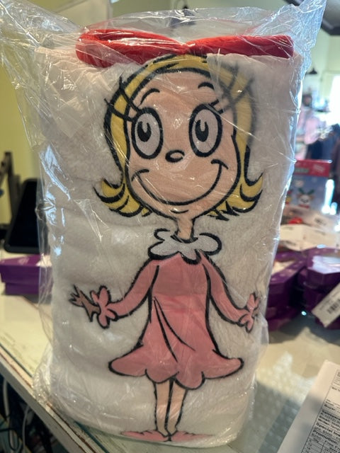 Cindy Lou Who SnowThrow